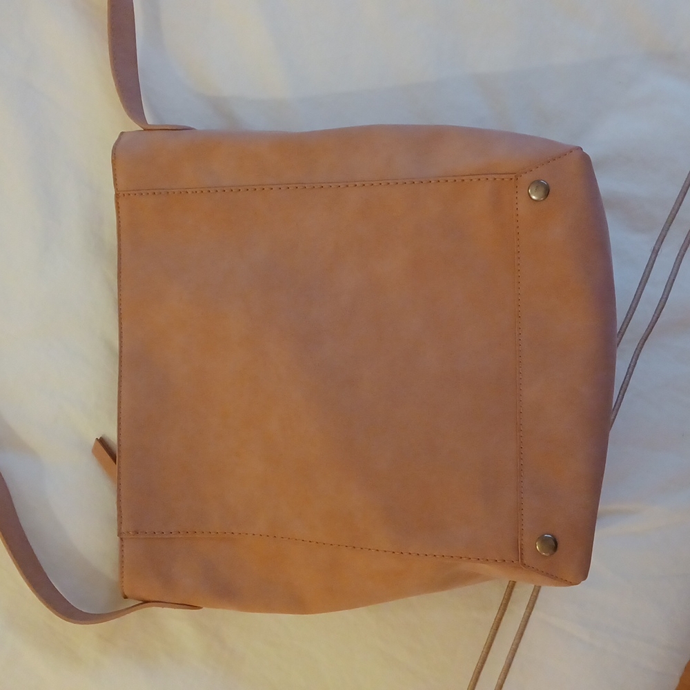 Universal Thread Shoulder Bag - Picture 2 of 2